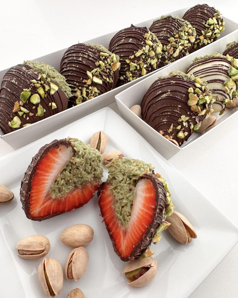 02-dubai chocolate strawberries