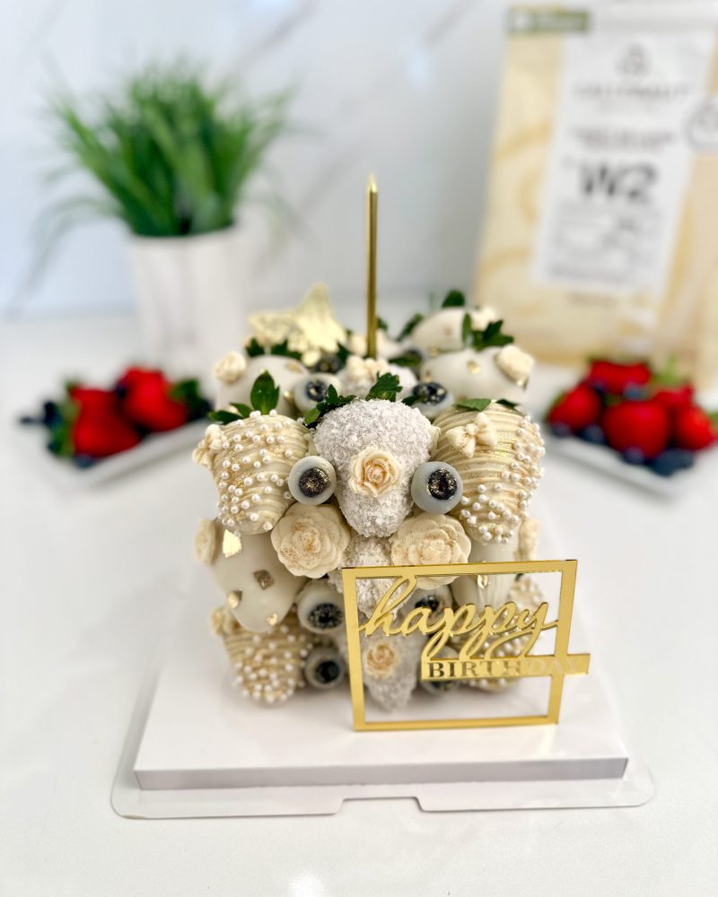 05-Strawberries cake